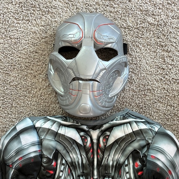 Ultron costume Disney marvel - Picture 2 of 4